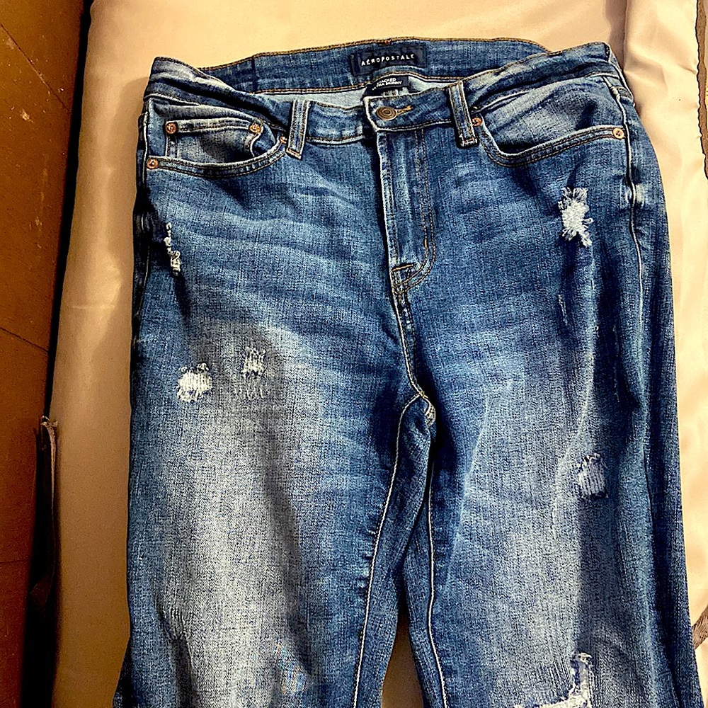 Aeropostale ripped jeans !